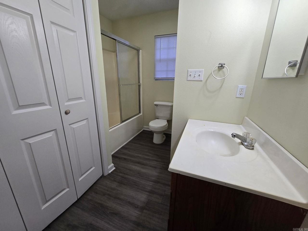 320 Elmo St Unit 1 - Photo 4 of 6