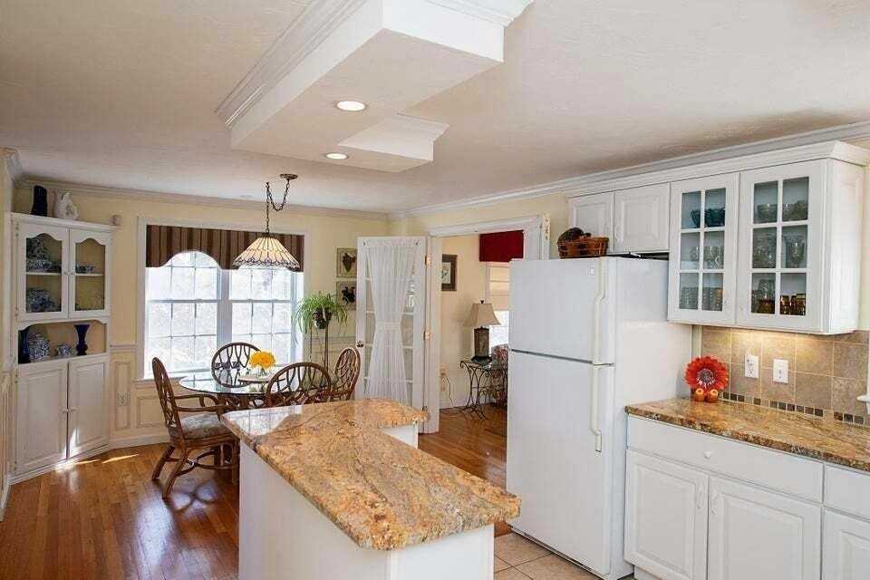 28 Quashnet Woods Dr - Photo 6 of 31