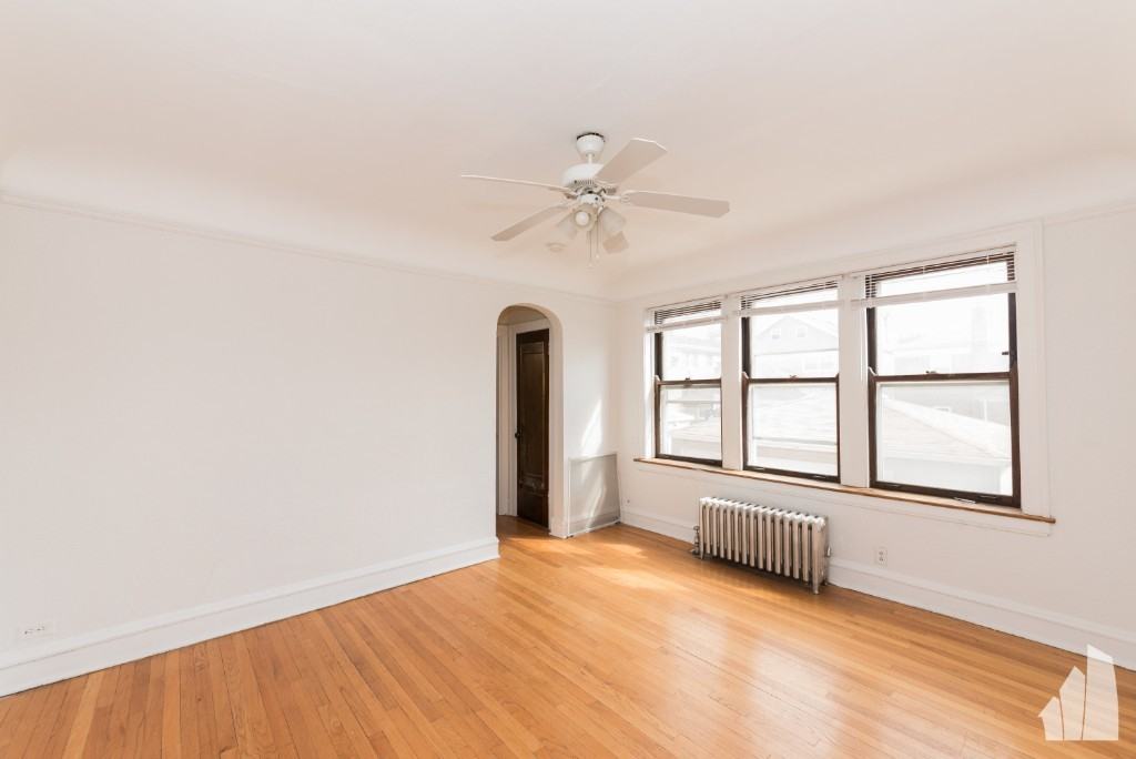 2619 W Berwyn Ave #2617-3B - Photo 5 of 11