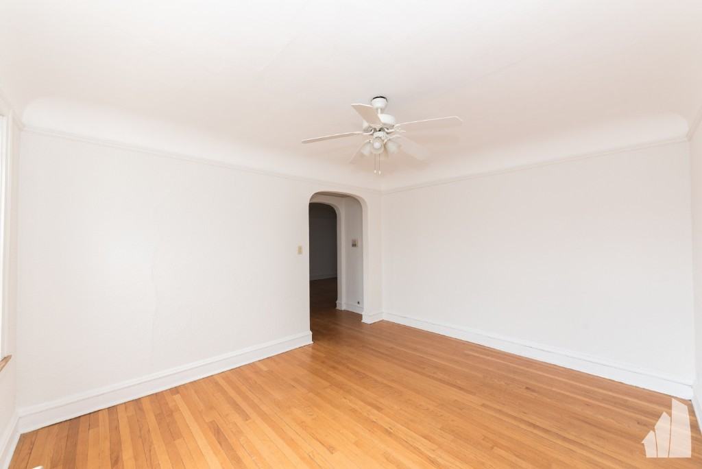 2619 W Berwyn Ave #2617-3B - Photo 6 of 11