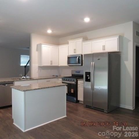 16111 Trenton Green Ln - Photo 4 of 10