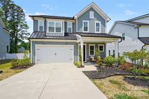 featured image of 1006 Parkes St