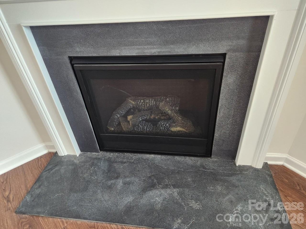 1415 Kent Downs Ave Sw - Photo 7 of 24