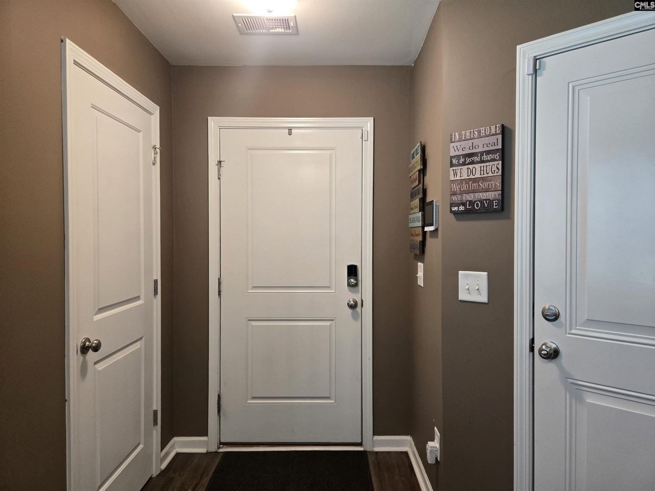 1030 Matchingham Dr - Photo 4 of 28