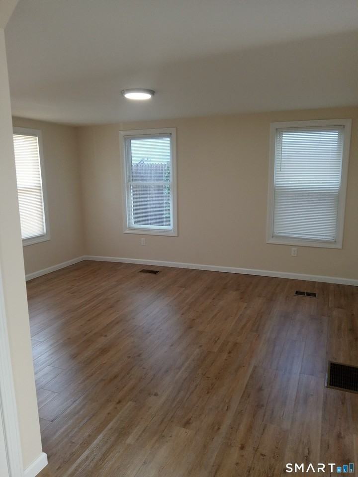 48 Prospect St #1stFL - Photo 3 of 14