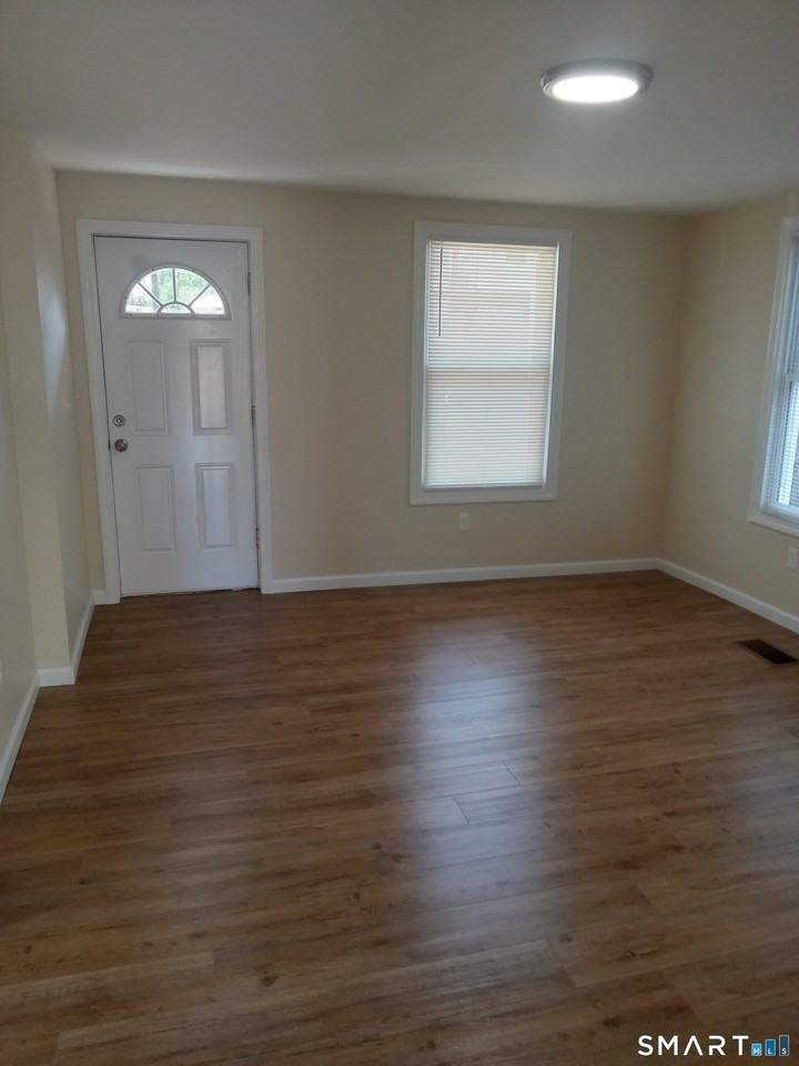 48 Prospect St #1stFL - Photo 4 of 14