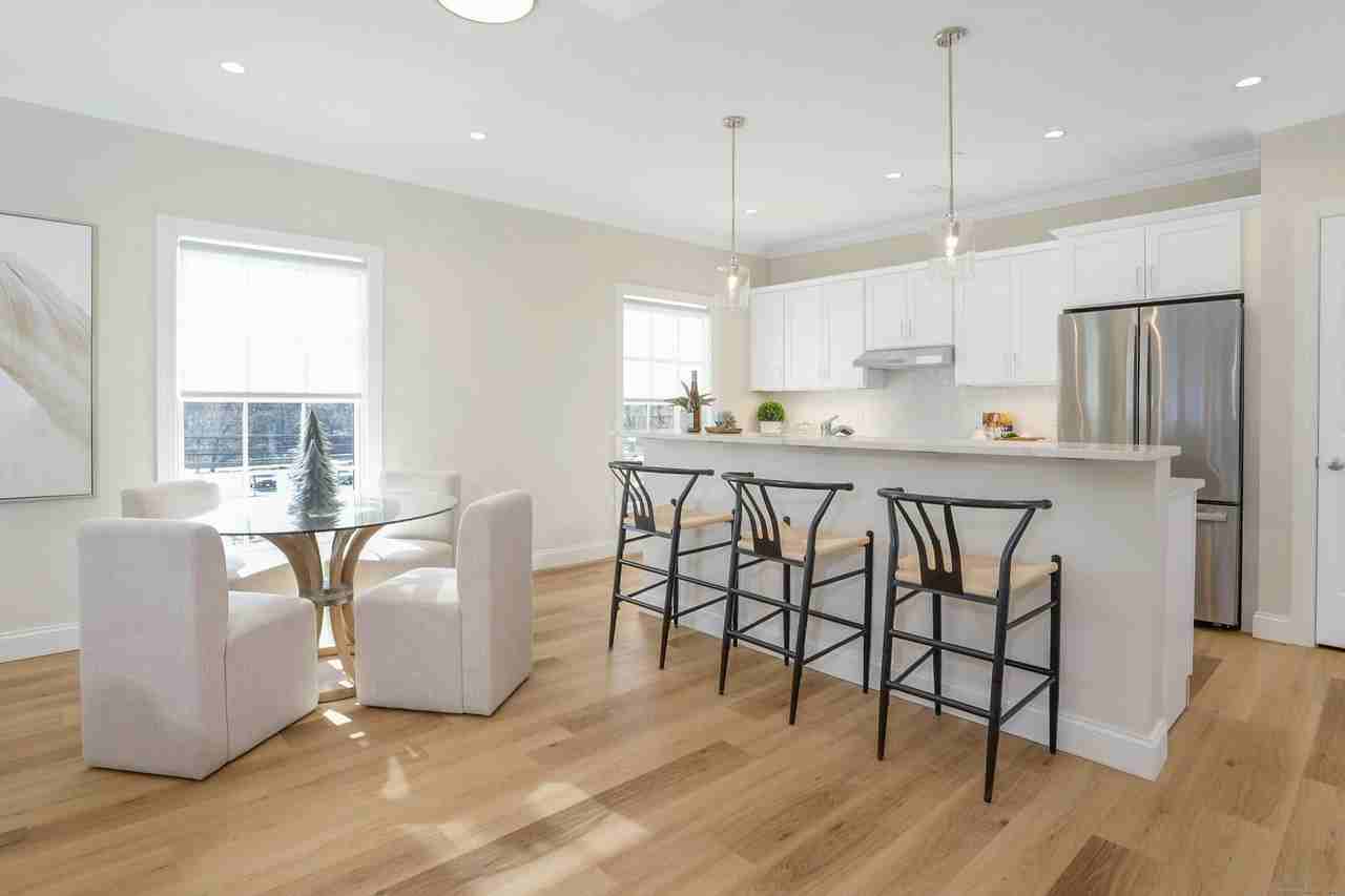 440 Heights Rd #205 - Photo 3 of 15