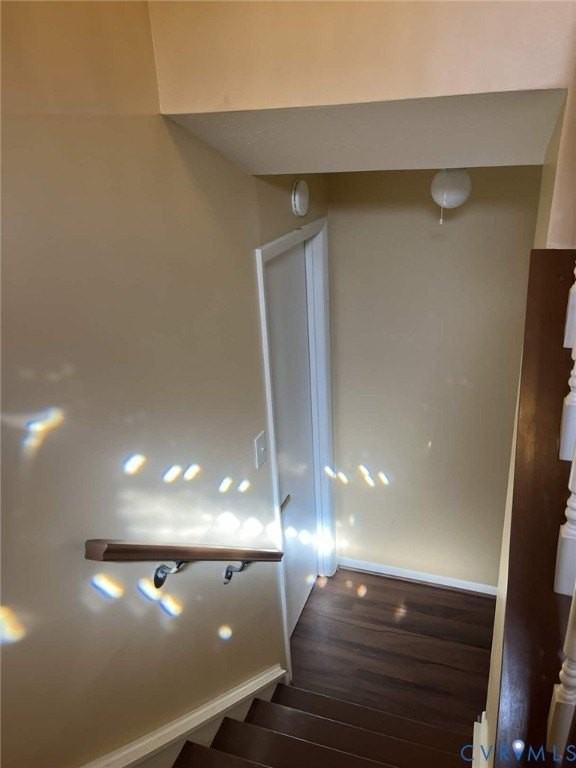 6531 Watchlight Rd - Photo 2 of 14