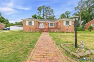 featured image of 525 James Ave