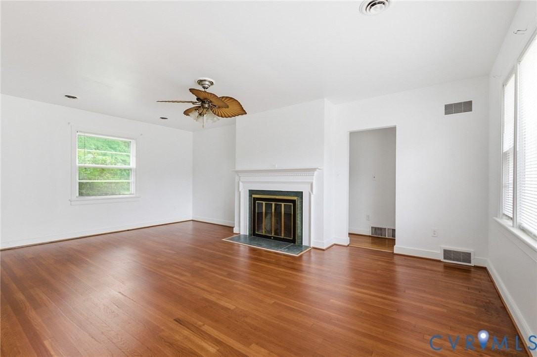 525 James Ave - Photo 5 of 23