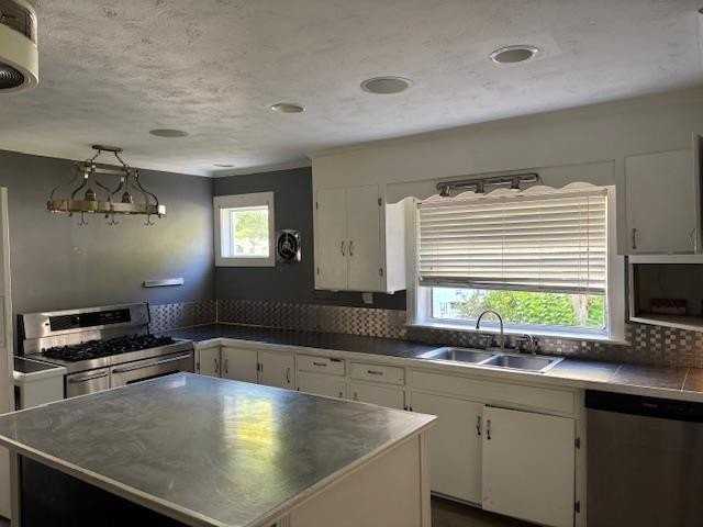 201 Connelly St - Photo 4 of 6