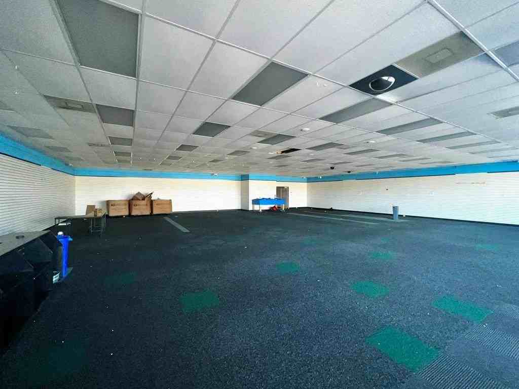 301 W Inez Rd - Photo 5 of 7