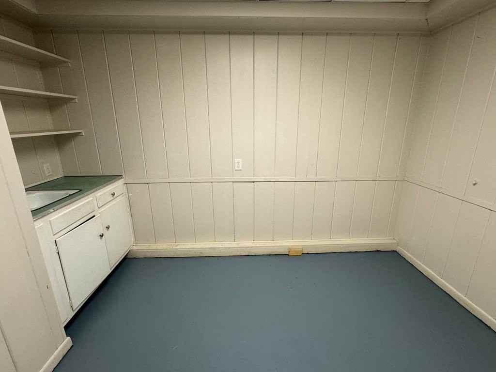 545 W Main St - Photo 3 of 6