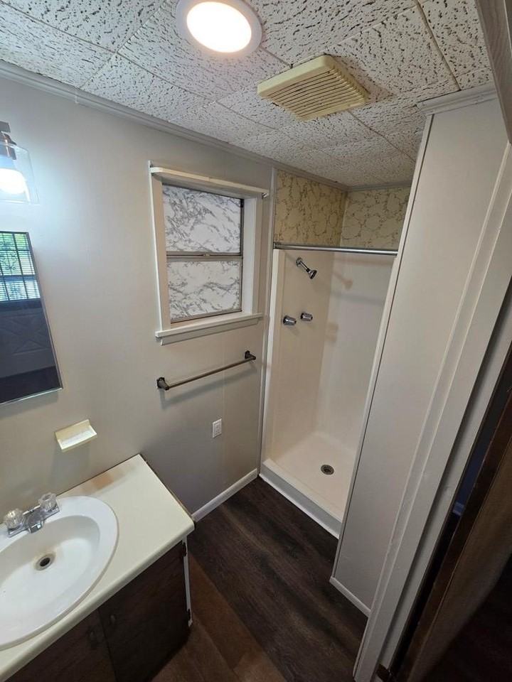 131 Hedstrom Dr - Photo 6 of 12