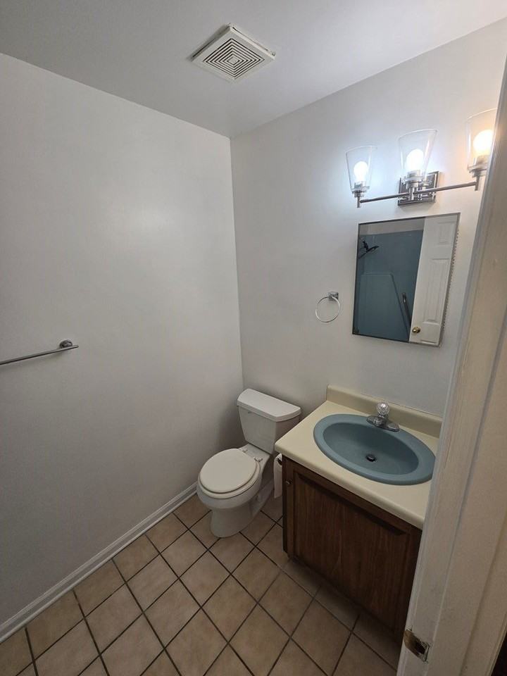 106 Prentice Ct - Photo 5 of 11