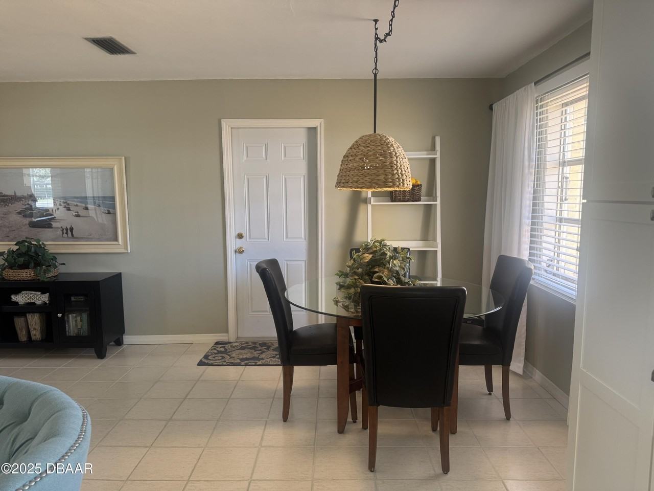 302 Fox Pl - Photo 7 of 21