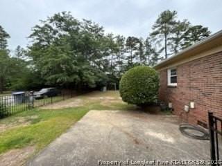 228 Whitney Dr - Photo 3 of 15