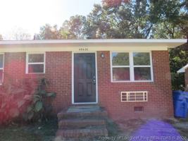 featured image of 4943 Fieldcrest Dr #B
