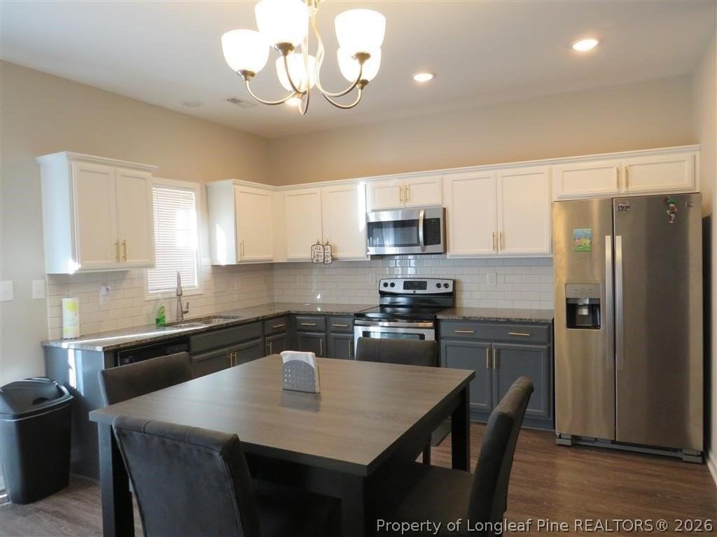 6644 Pacific Ave - Photo 4 of 10
