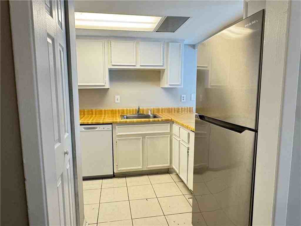 3547 Peachtree Corners Cir #C - Photo 4 of 14