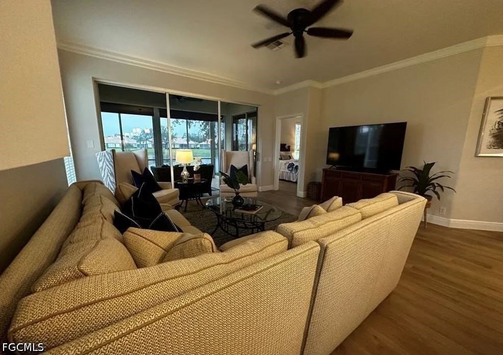 8837 E Bay Cir - Photo 2 of 17