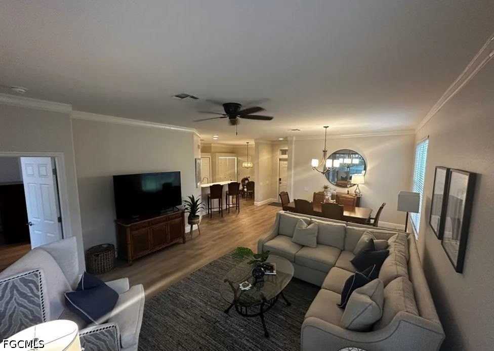 8837 E Bay Cir - Photo 3 of 17