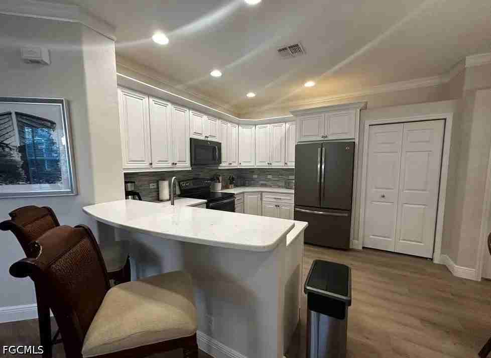 8837 E Bay Cir - Photo 6 of 17
