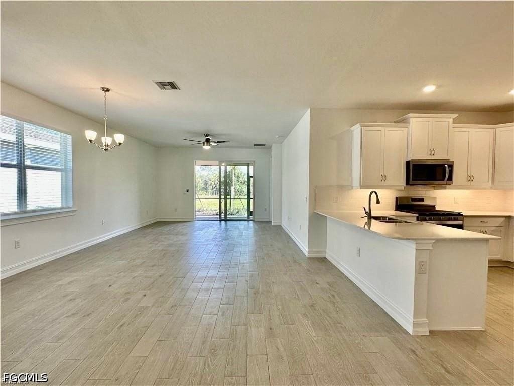43866 Blue Heron Ln - Photo 3 of 8