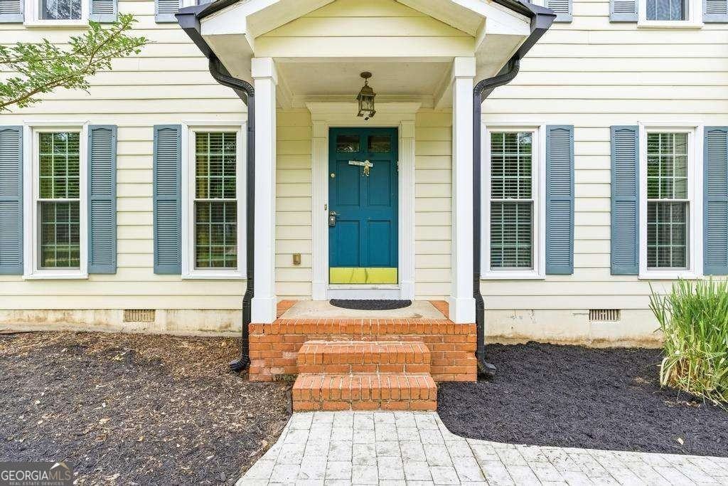 109 Bowfin Bay - Photo 2 of 42