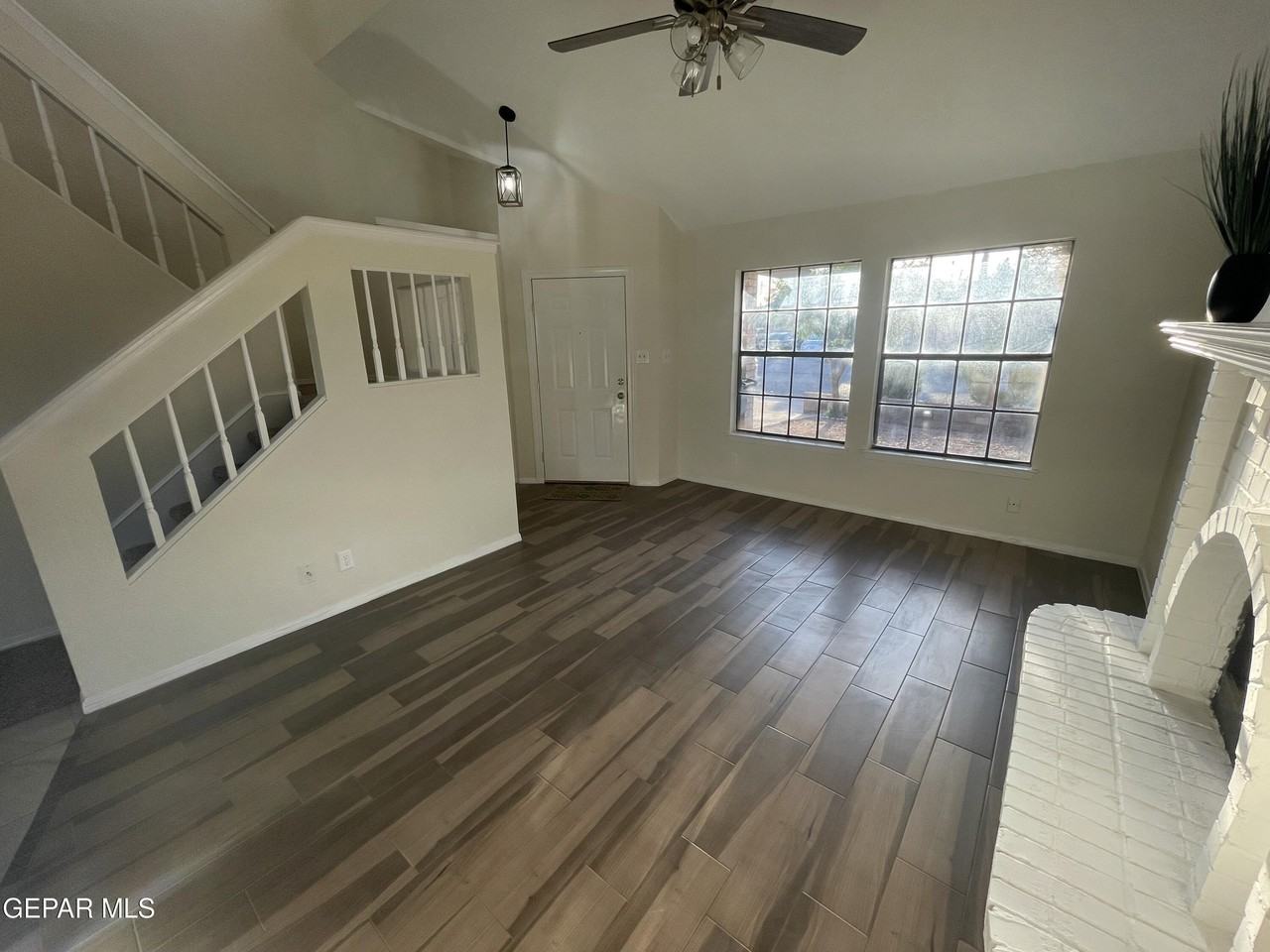 1574 Rebecca Ann Dr - Photo 7 of 38