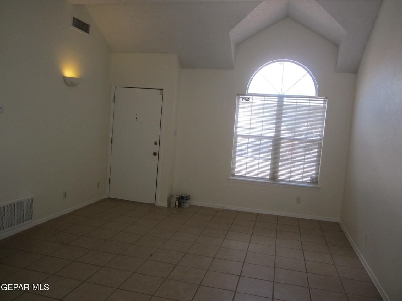 538 Olmeca Dr - Photo 6 of 45