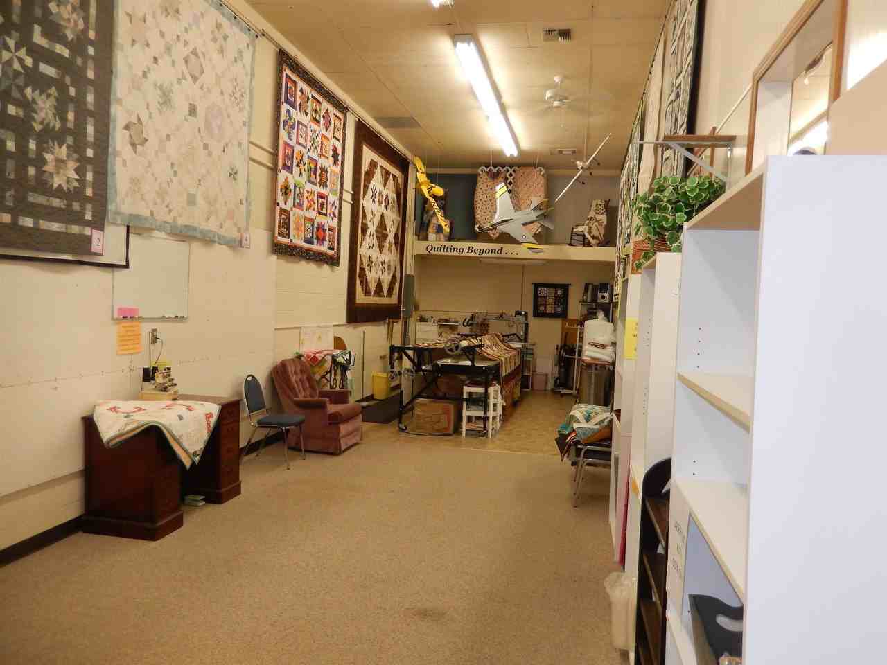 2520 Vine St - Photo 6 of 7