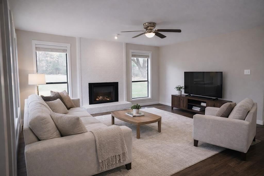 300 Lila Ln - Photo 3 of 37