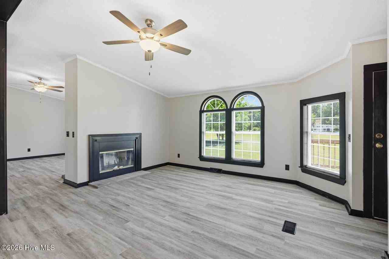 566 Rhodestown Rd - Photo 4 of 26