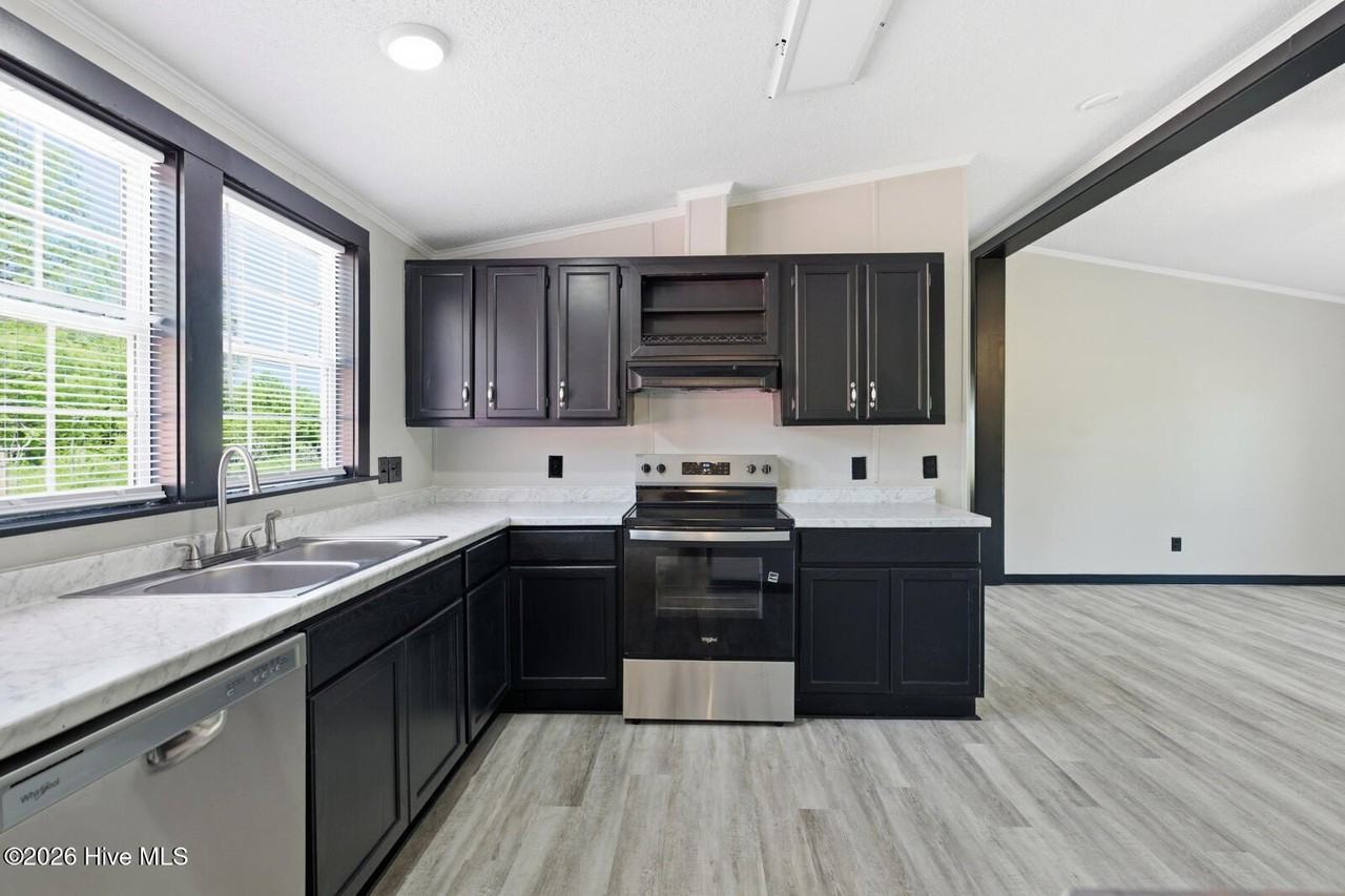 566 Rhodestown Rd - Photo 7 of 26