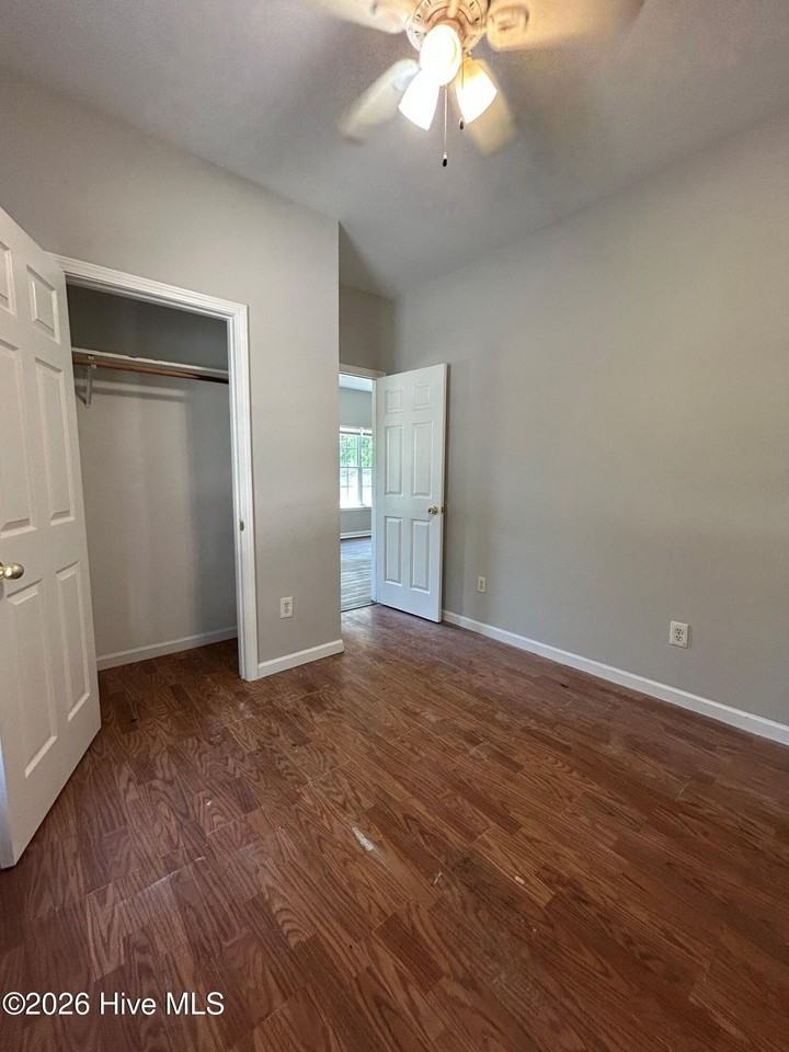 433 Evans St - Photo 6 of 13
