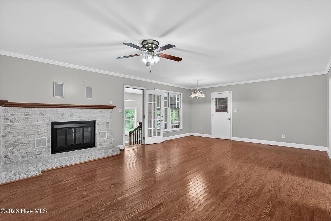 1313 Pony Farm Rd - Photo 7 of 34