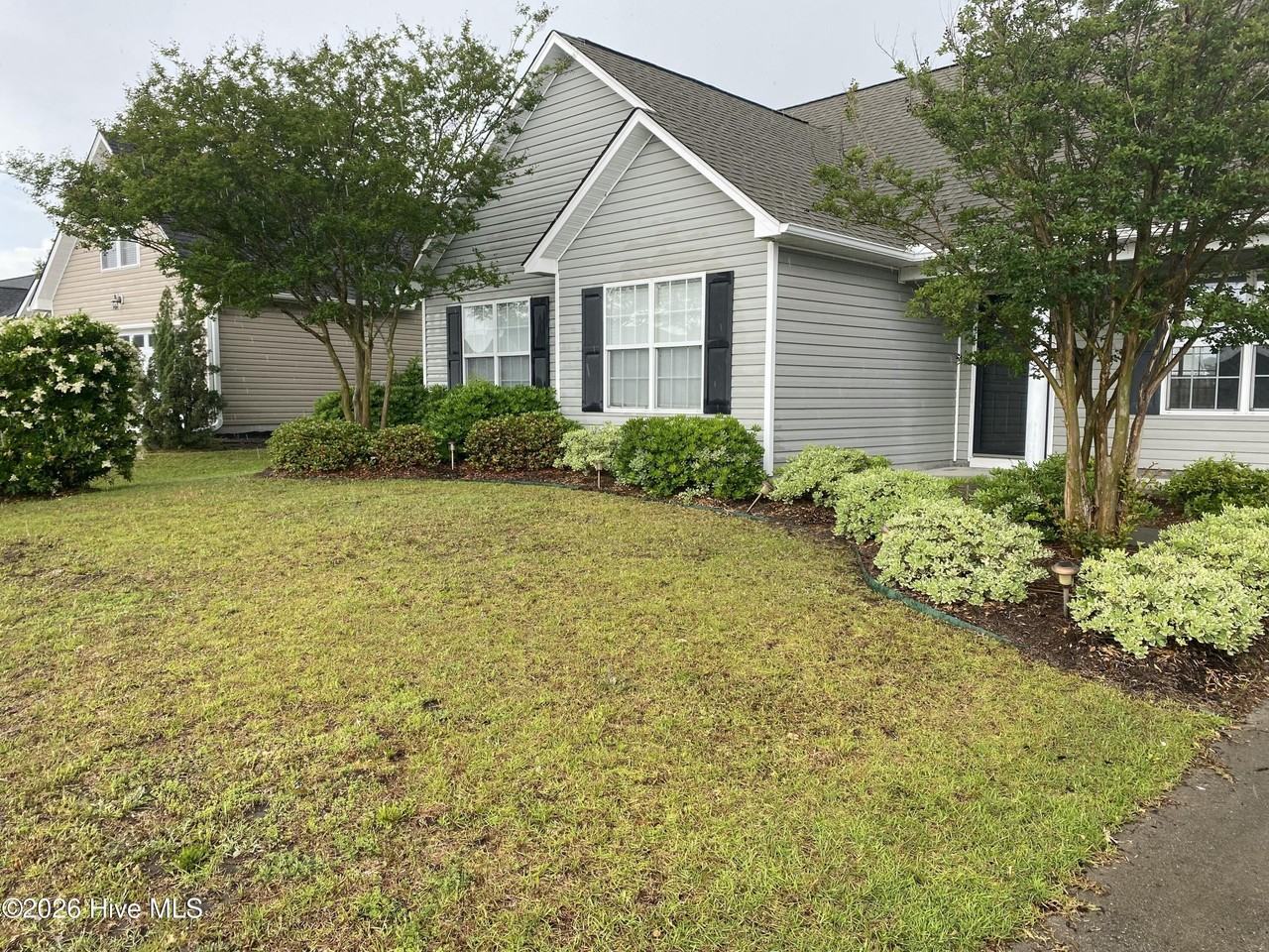 2710 Bow Hunter Dr - Photo 2 of 34
