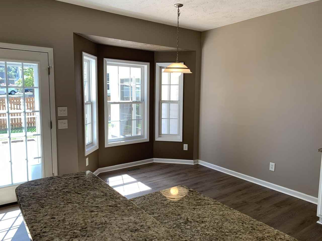 1455 Longleaf Dr E - Photo 5 of 15