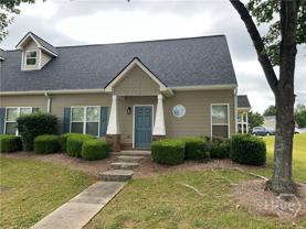 197 Bridgewater Cir - Photo 1 of 1