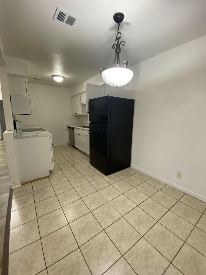 3 27th St #116 - Photo 5 of 11
