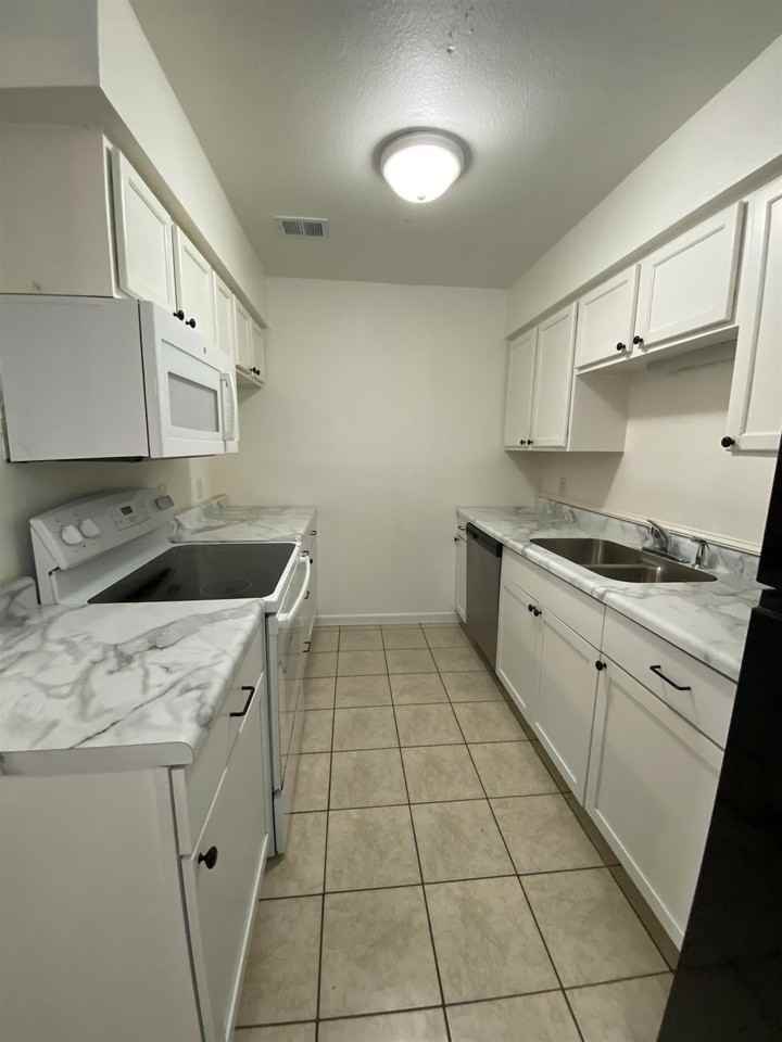 3 27th St #116 - Photo 6 of 11