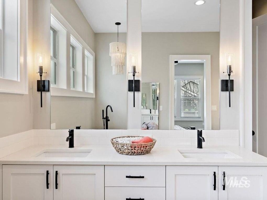 3009 N Price Way - Photo 5 of 11