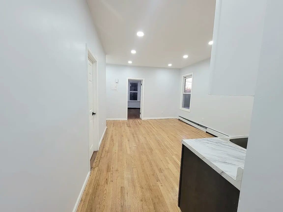 10 Rodwell Ave #1C - Photo 3 of 8