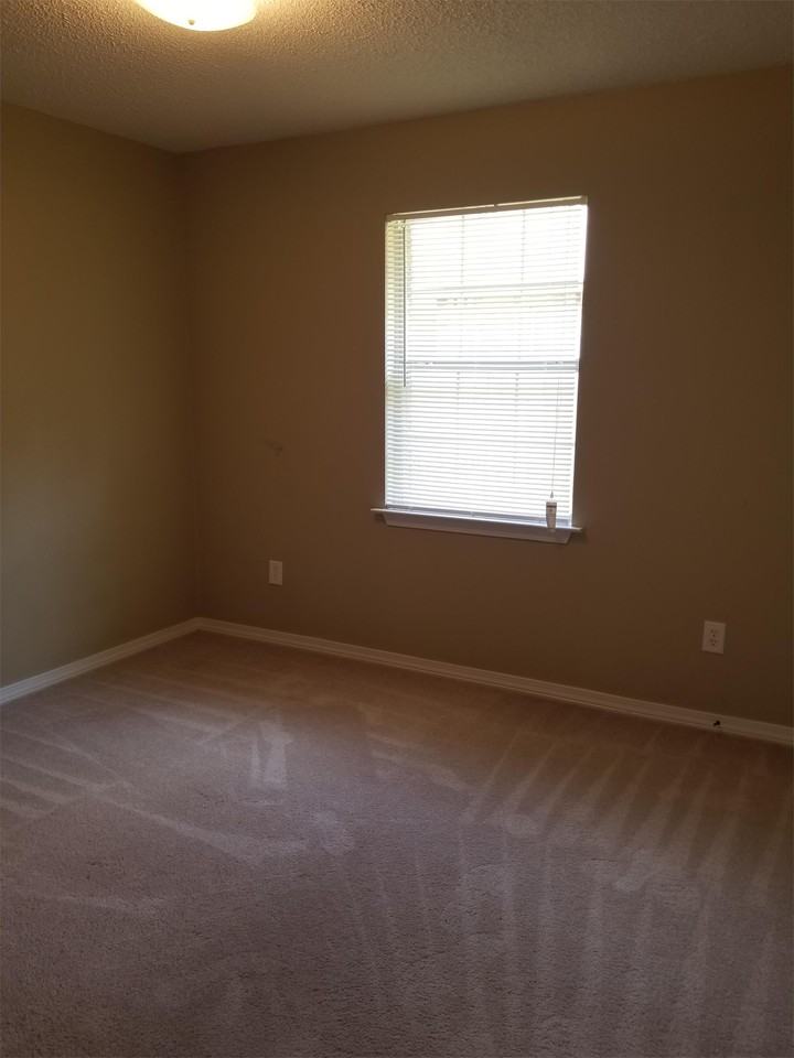 8210 Exchange St #1 - Photo 6 of 10