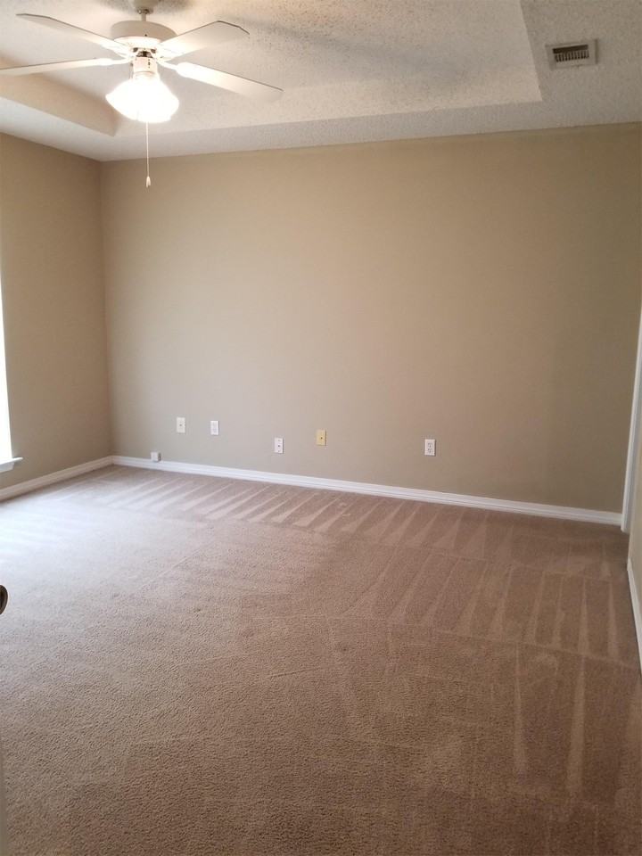 8210 Exchange St #1 - Photo 7 of 10