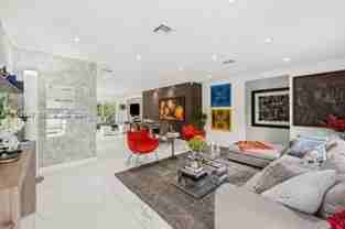 721 Bird Rd - Photo 1 of 1