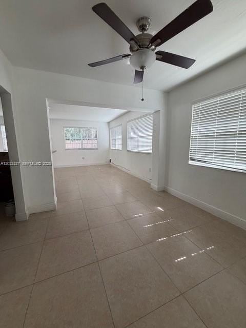 6370 Sw 17th St - Photo 7 of 14