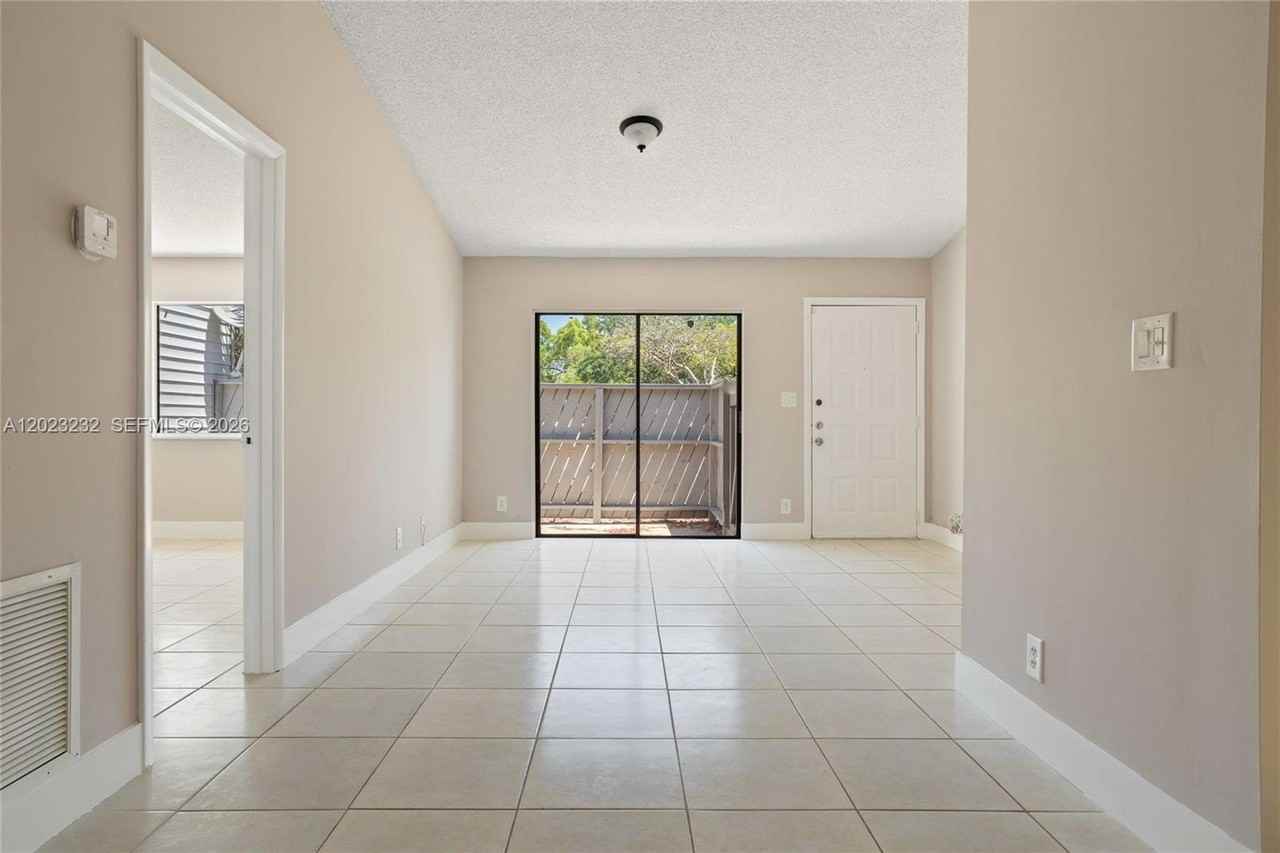 3633 Nw 99th Ter #7B - Photo 6 of 28