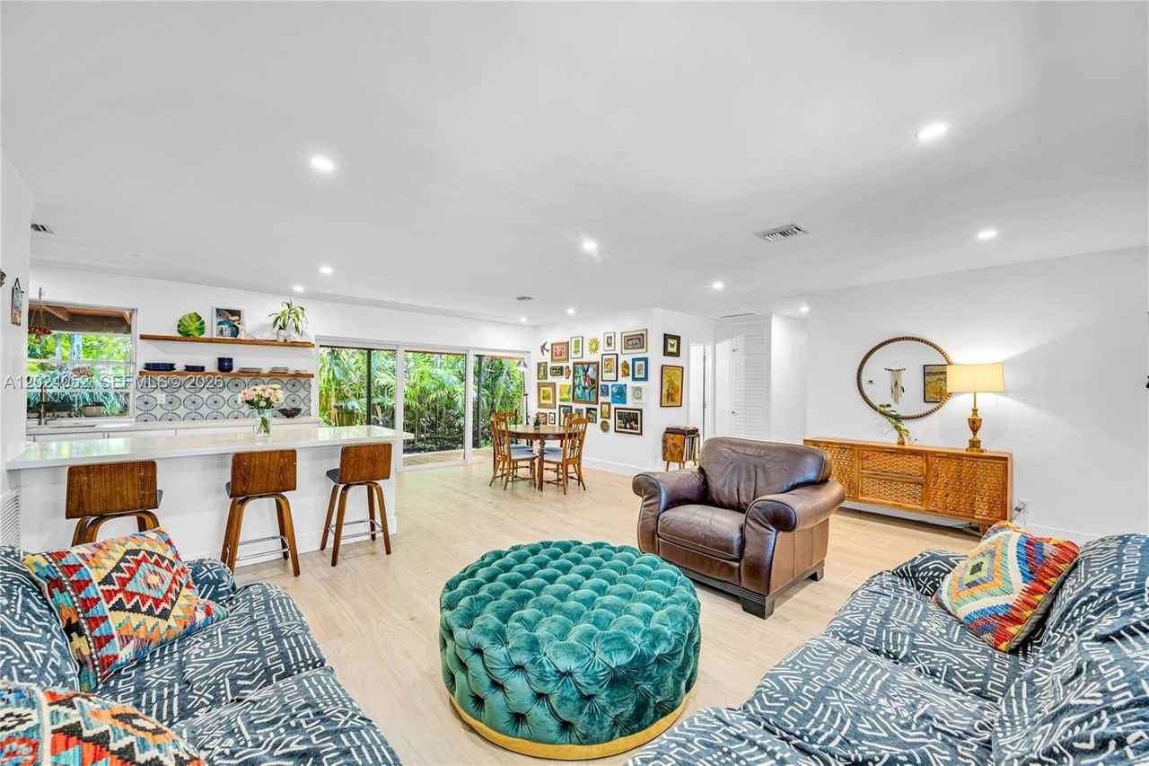 7741 Sw 53rd Pl - Photo 4 of 36
